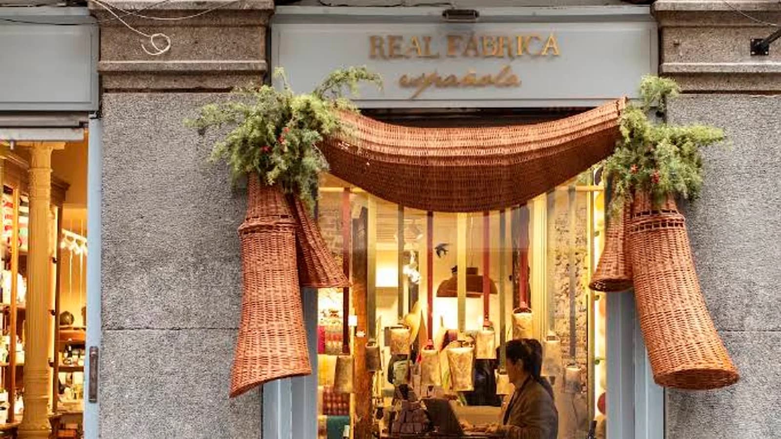 Real Fábrica - Chueca cover